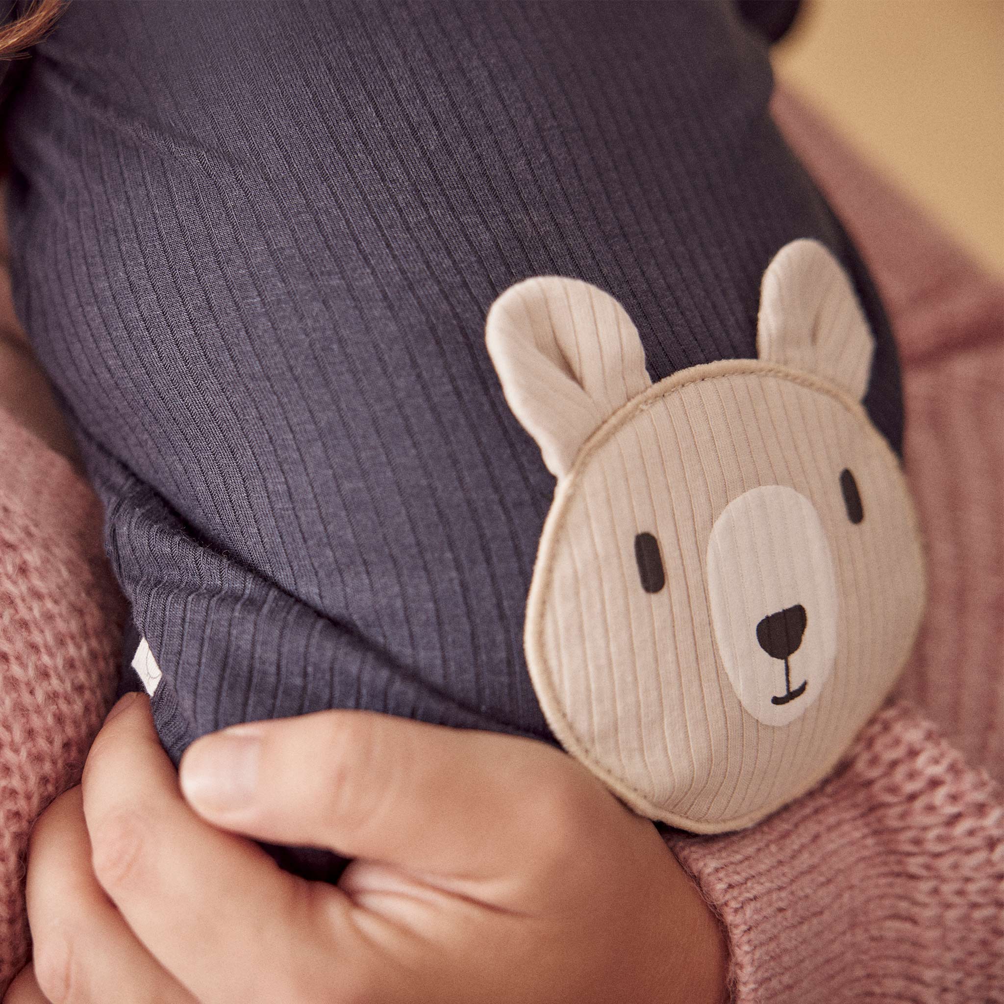 BEAR_RIBBED_ZIP-UP_SLEEPSUIT___HAT_SET_BEAR_PRIN_FRONT_OPENING_SLEEPING_BAG_785_WEB_2171cd73-cd9f-4c77-aabd-8d21194dbcf4